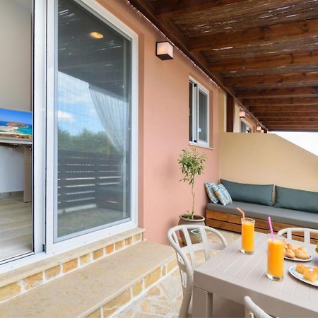 Iliana Apartments Фаласарна Экстерьер фото