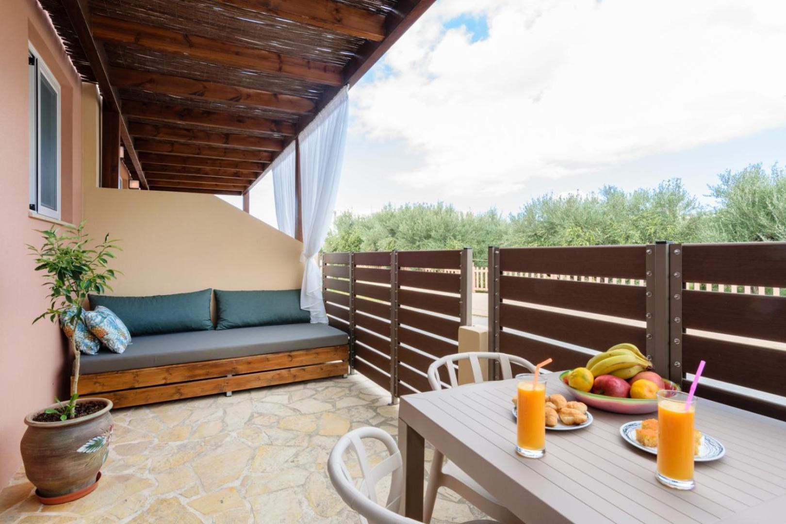 Iliana Apartments Фаласарна Экстерьер фото
