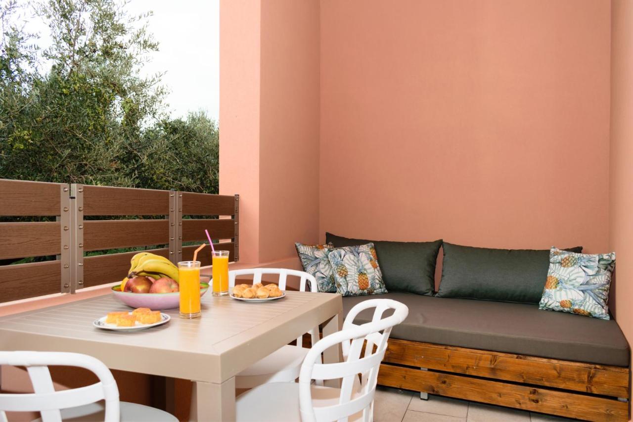 Iliana Apartments Фаласарна Экстерьер фото